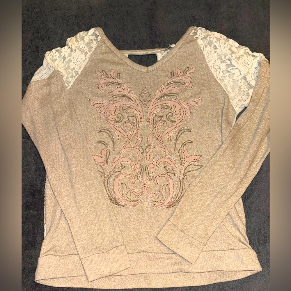 Miss Me Elegant Lace Sleeve Women's Top